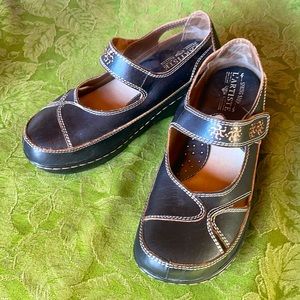 Genuine leather top quality. These Mary Janes will look adorable on you.